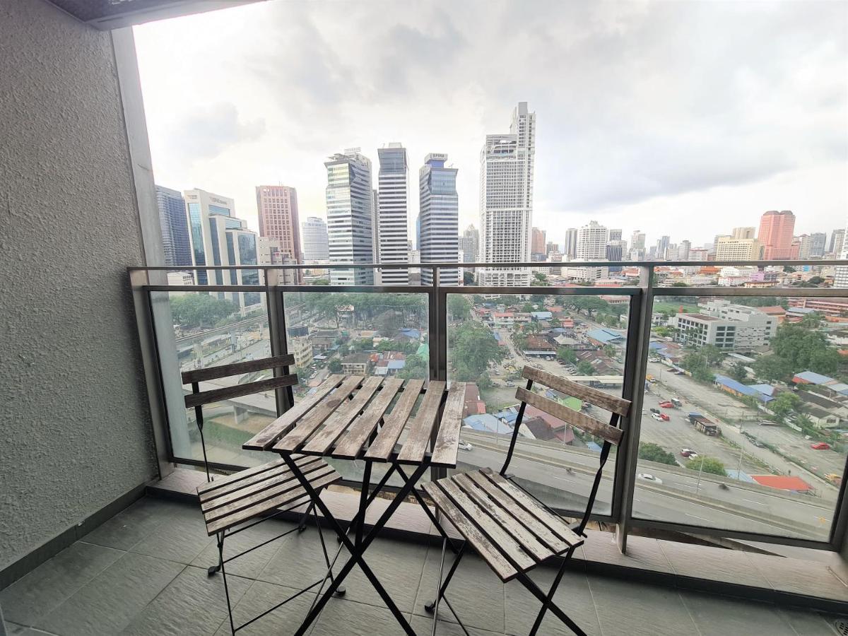 Summer Suites Apartment @Klcc By Sarah'S Lodge Kuala Lumpur Exterior photo